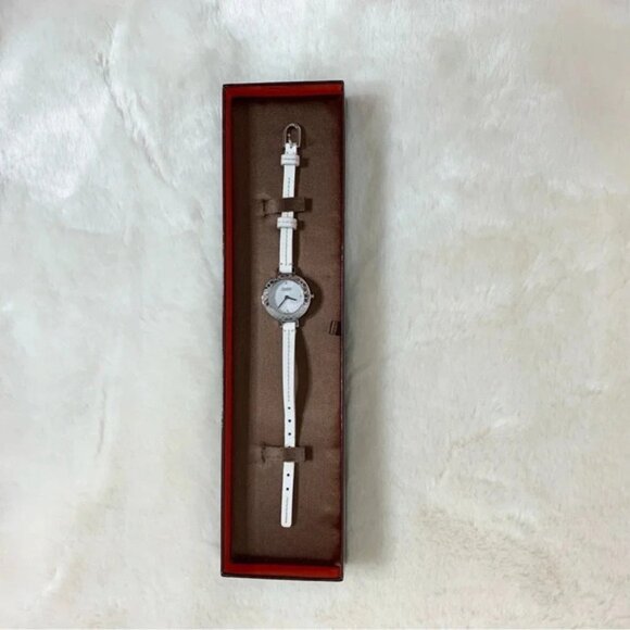 Coach Bridgit Wrist Watch White Patent Leather Silver Stainless Steel Y2k 2000s - Picture 2 of 11